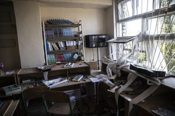 Photo of O şcoală din Zaporojie a fost lovită de rachete ruseşti