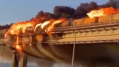 Photo of video | Un incendiu a izbucnit pe Podul Kerci, care face legătura între Rusia și Crimeea