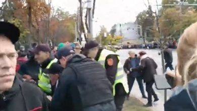 Photo of update, video | Patru persoane, reținute în urma altercațiilor între Poliție și manifestanții lui Șor din centrul capitalei