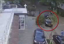 Photo of video | Ar fi furat mai multe produse dintr-o debara, iar apoi le-ar fi vândut. Un bărbat de 27 de ani, reținut la Ciocana
