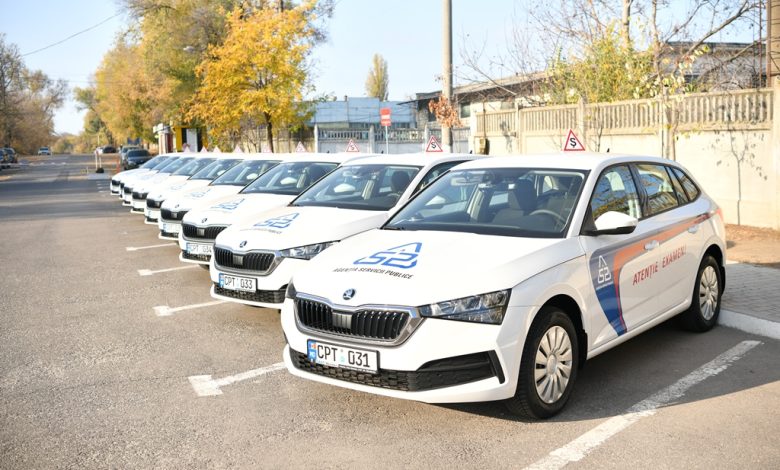 Photo of foto | Veste bună pentru viitorii șoferi! 12 autovehicule noi de model Şkoda Scala au sosit la ASP