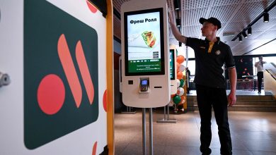 Photo of McDonald’s va fi înlocuit în Belarus cu varianta rusească, Vkusno i Tocika. Lukașenko: „Şi noi ştim să tăiem pâinea în două”