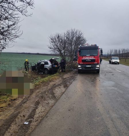 Photo of update, foto | Accident fatal la Anenii Noi. Trei persoane au murit pe loc