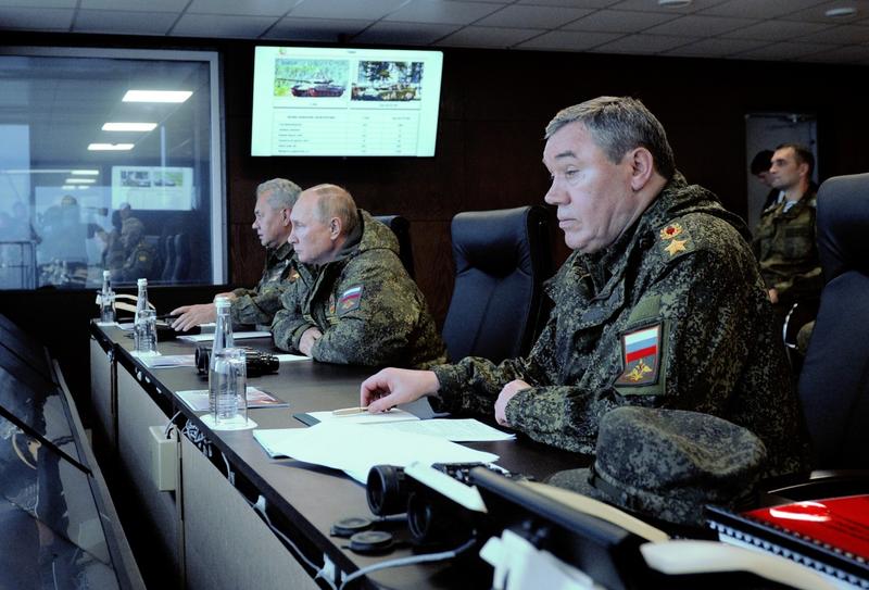 Photo of Cum și-ar fi pregătit Kremlinul retragerea din Herson: Putin ar urma să dea personal ordinul