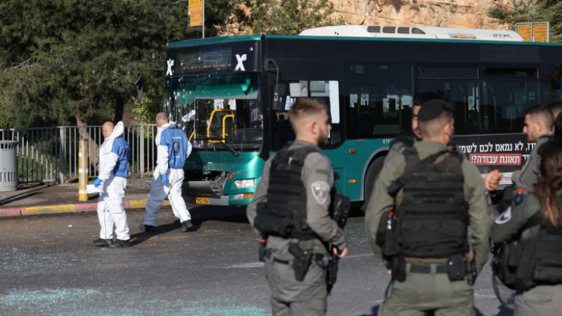 Photo of video | Explozii una după alta la două stații de autobuz în Ierusalim. Cel puțin 15 victime