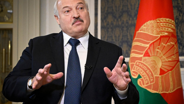 Photo of Lukașenko: „Ucraina ar trebui să se predea dacă nu vrea ca un număr uriaș de oameni să moară”