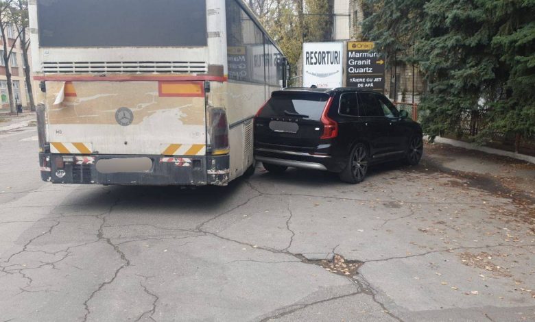 Photo of foto, update | Un nou incident cu implicarea unui autocar cu manifestanți ai Partidului Șor: Avea la bord 30 de oameni