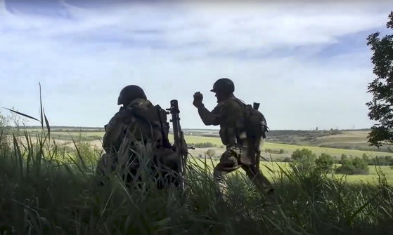 Photo of Preotul rus care le-a cerut femeilor să nască mai mulţi copii pentru a fi înrolaţi în armată a fost ucis în Ucraina