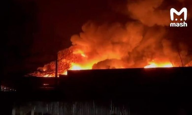 Photo of video | Un uriaș centru comercial din Moscova, Mega Khimki, e în flăcări