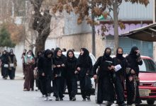 Photo of Afganistan: Talibanii le interzic femeilor să mai meargă la universitate