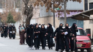 Photo of Afganistan: Talibanii le interzic femeilor să mai meargă la universitate