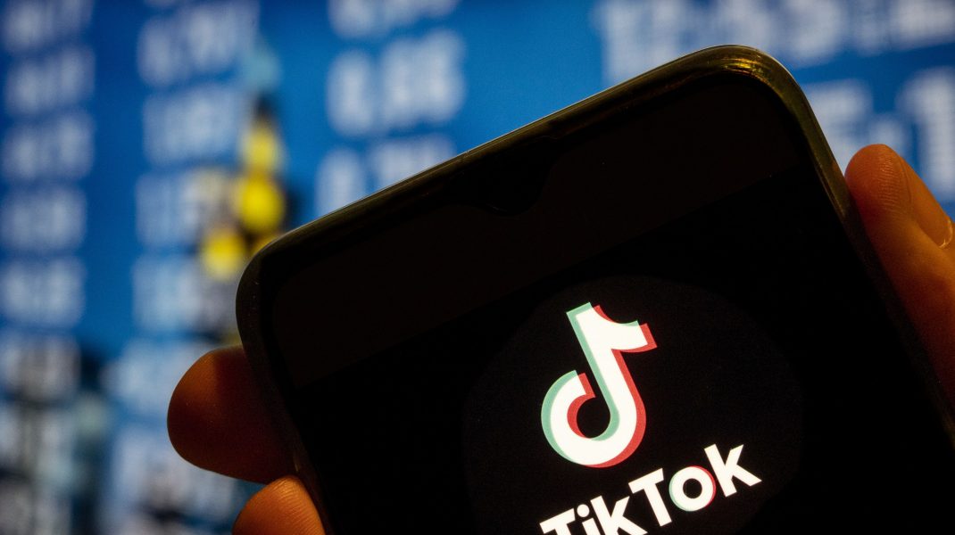 Photo of Compania-mamă a TikTok recunoaște că a folosit datele platformei pentru a urmări jurnaliști