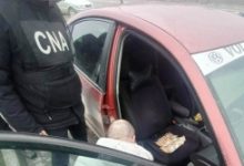 Photo of Polițist de la Drochia, reținut de procurori. Ar fi primit 1000 de euro pentru un permis de conducere