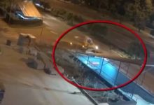 Photo of video | Ghinion pentru doi bărbați care ar fi chemat evacuatorul pentru a fura o mașină. Șoferul a sesizat Poliția