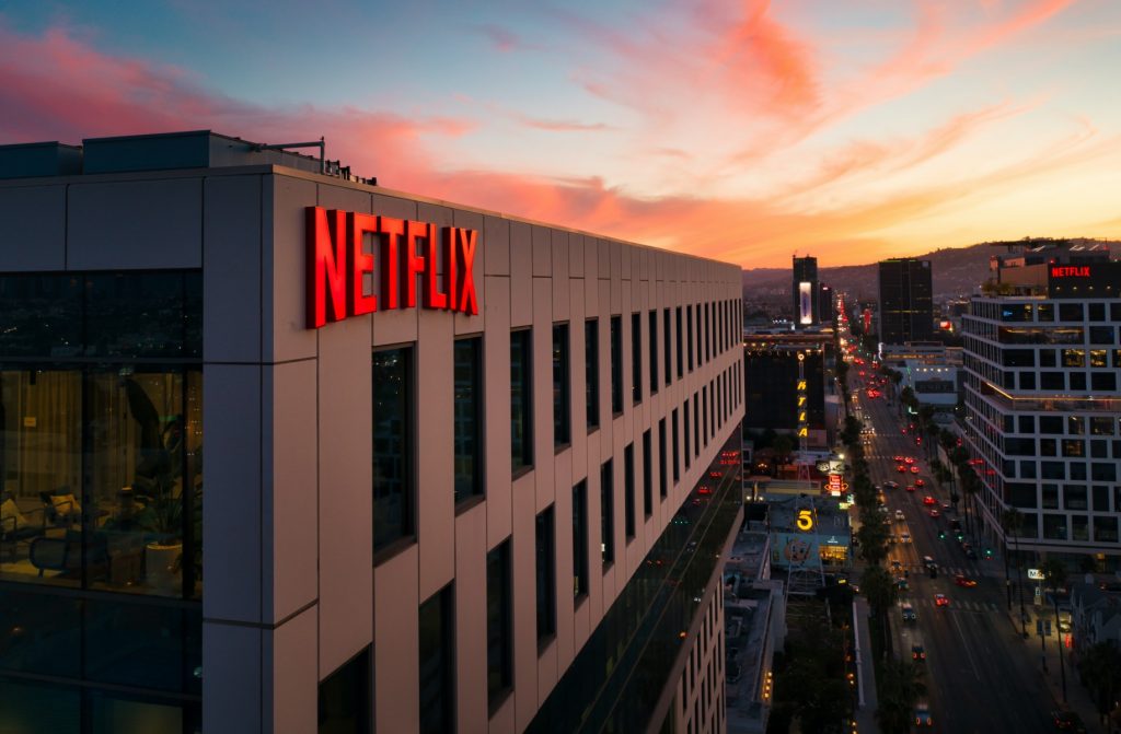 Photo of Succesele Netflix în 2022: „Stranger Things 4”, „Wednesday” şi „Dahmer-Monstru: Povestea lui Jeffrey Dahmer”