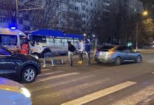 Photo of foto | Accident în capitală: Un bărbat a fost tamponat de o mașină chiar lângă trecerea de pietoni