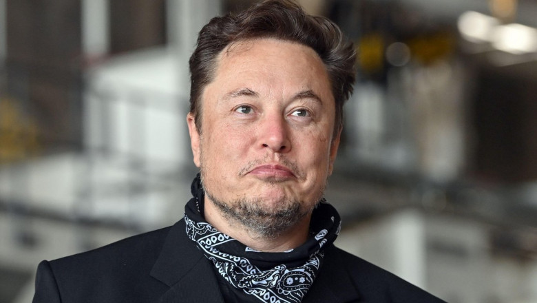 Photo of Avionul lui Elon Musk a zburat în 2022 de 134 de ori. Cea mai scurtă călătorie a durat doar șase minute