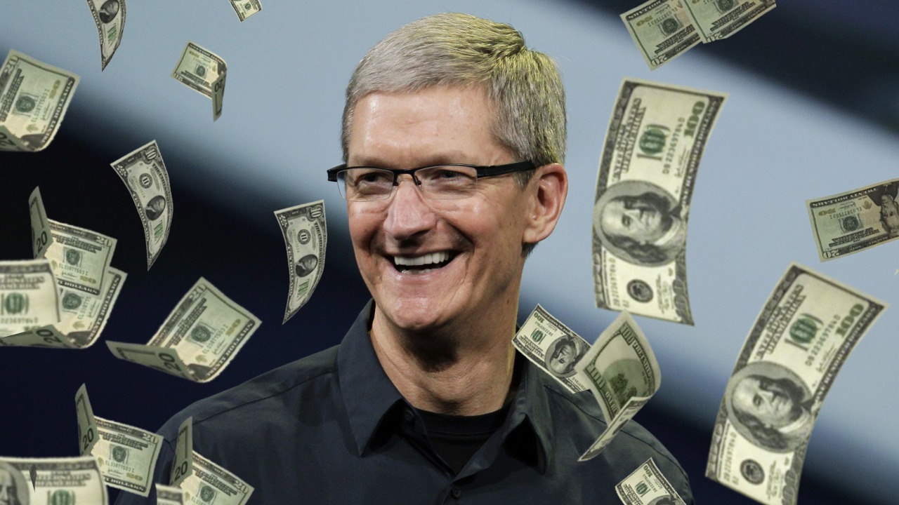Photo of Cât câștigă CEO-ul Apple, Tim Cook, în 2023: E plătit cu 40% mai puțin decât anul trecut