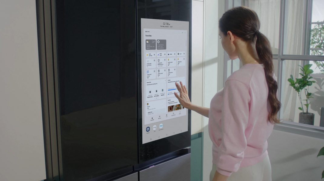Photo of Cel mai nou frigider de la Samsung îți permite să te uiți pe TikTok și să comanzi de pe Amazon în bucătărie
