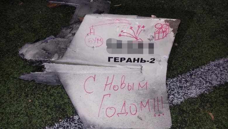 Photo of În noaptea de Revelion, rușii au atacat Ucraina cu drone pe care scrie „An Nou Fericit”