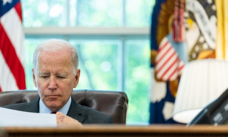 Photo of Joe Biden a coborât în sondaje la 40%, aproape de minimul mandatului