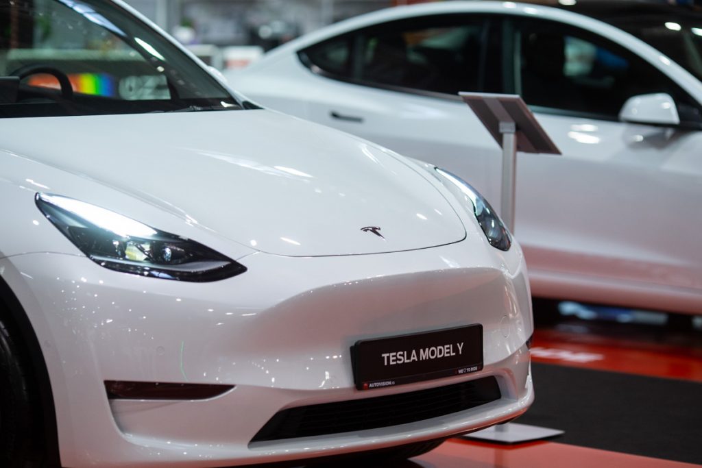Photo of Tesla anunță un profit record pentru 2022: Care este suma încasată de companie