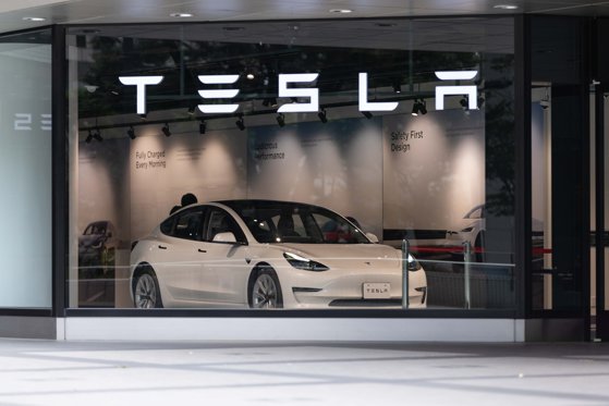 Photo of Tesla reduce preţurile vehiculelor în Europa şi SUA pentru a stimula cererea