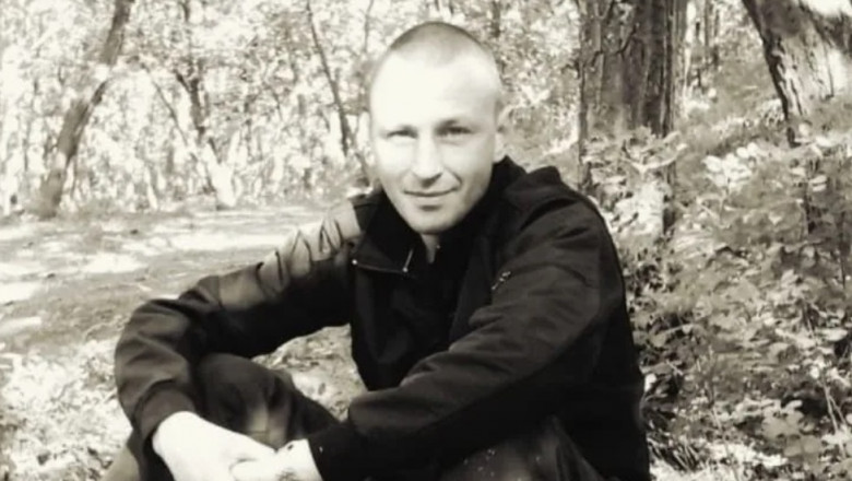 Photo of Un rus care și-a ucis mama în bătaie a fost înmormântat ca un erou în Rusia după ce a murit pe front în Ucraina