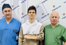 Photo of Medicii de la Urgență au reușit reîmplantarea mâinii stângi a unui pacient, cu recuperare de 90%