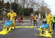Photo of video | Strada din fața Ambasadei Rusiei de la Londra, vopsită în culorile drapelului ucrainean