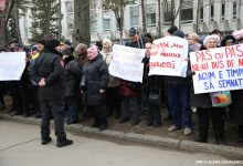 Photo of foto | Protest la Parlament, împotriva învestirii noului Guvern