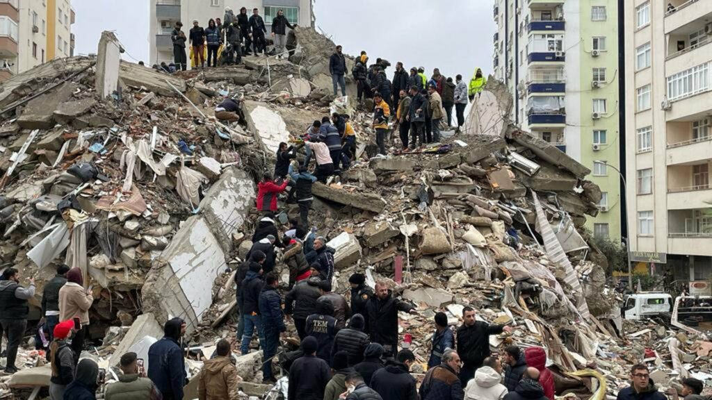 Photo of Autoritățile din Turcia: Peste 50.000 de clădiri au fost grav avariate sau distruse, în urma cutremurului de săptămâna trecută