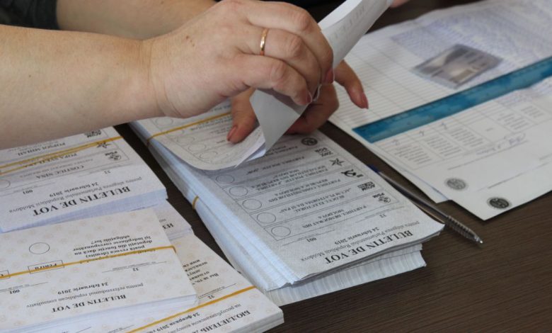 Photo of Vicepreședintele CEC: Buletinele de vot pot fi tipărite și în rusă, bulgară, găgăuză sau ucraineană