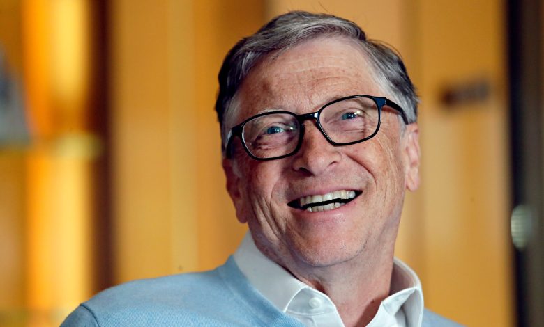 Photo of Bill Gates susține că trei profesii vor rămâne indispensabile, însă „inteligența artificială va înlocui oamenii pentru majoritatea lucrurilor”