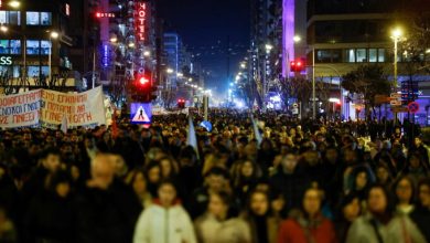 Photo of foto | Proteste violente în Salonic și Atena, după dezastrul feroviar din Grecia. Demonstranții au aruncat cu pietre și petarde