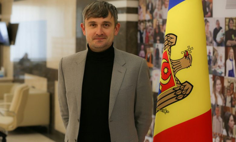 Photo of Jurnalistul Cristian Jardan, numit consilier politic al premierului Recean