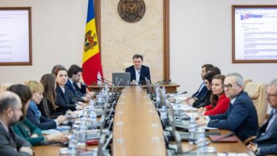 Photo of video | Recean l-a avertizat pe ministrul Educaţiei: Atenţie la expresiile din noile manuale, autorităţile formează conștiința copiilor