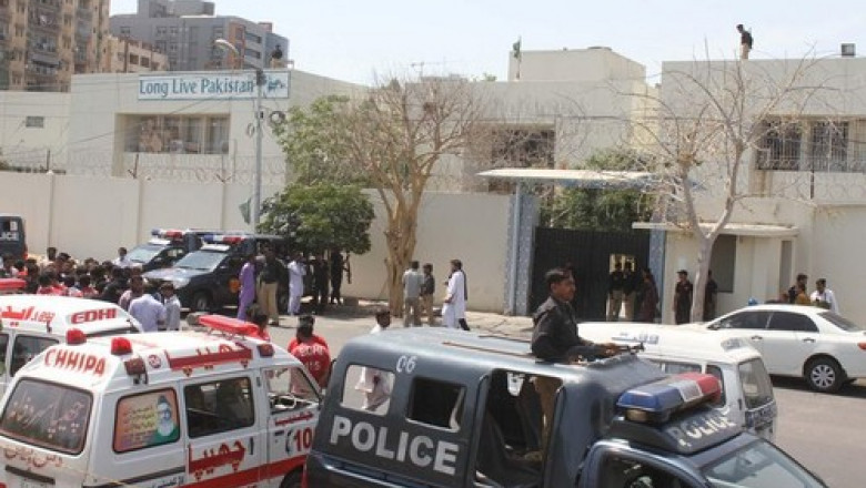 Photo of Atentat sinucigaş în Pakistan: Cel puţin nouă poliţişti ucişi şi 16 răniţi