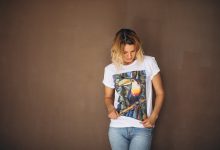 Photo of Tricouri cu personalitate pentru fani: Imprimă artiștii preferați și fă-ți garderoba unică!