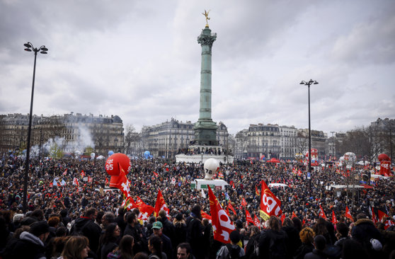 Photo of Noi proteste în Franța faţă de legea privind pensiile. Ministru: „Există un risc foarte serios de noi violenţe”