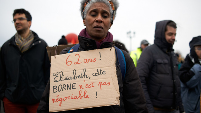 Photo of Vârsta de pensionare în Franța a fost crescută de la 62 la 64 de ani: Reforma pensiilor, adoptată definitiv