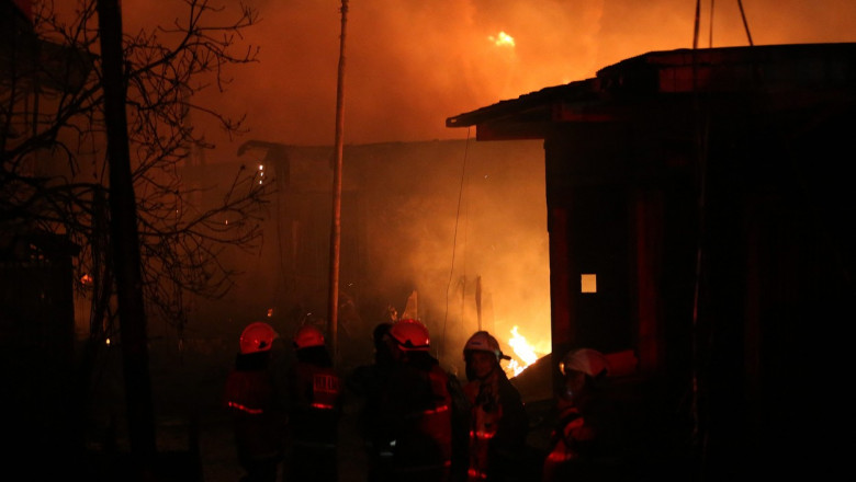 Photo of video I Incendiu uriaș la un depozit de combustibil: Cel puțin 16 morți