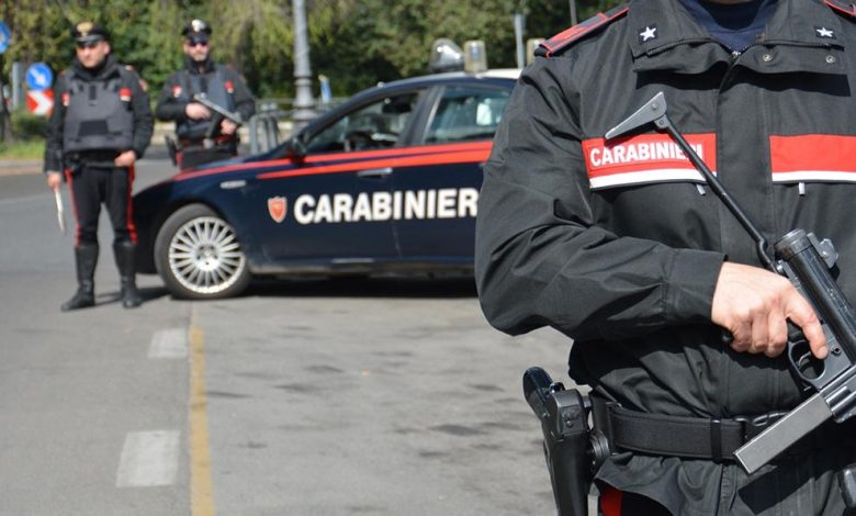 Photo of Un moldovean, reținut în Italia. A mers la carabinieri și le-a cerut droguri