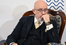 Photo of Ministrul ucrainean al apărării și-a cerut scuze după o gafă, fiind întrebat despre pierderile suferite de armată