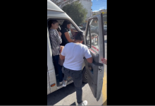 Photo of video | Un microbuz plin până la refuz, filmat pe linia 120 din capitală