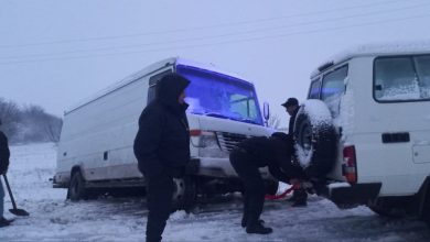 Photo of video, foto | Polițiștii de frontieră au intervenit pentru a debloca mai multe autoturisme blocate pe trasee