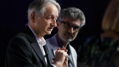 Photo of Geoffrey Hinton, „nașul inteligenței artificiale”, a demisionat de la Google, susținând că regretă munca depusă