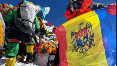 Photo of Moldoveanul Vladislav Zotea a cucerit Everestul: „Cea mai grea zi din viața mea, dar a meritat”