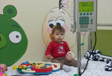 Photo of video | O mămică din Florești face apel la generozitatea oamenilor pentru a salva viața micuței Maria-Magdalena, diagnosticată cu cancer la ochi