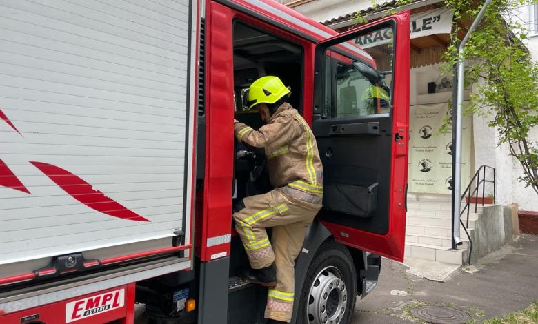 Photo of O persoană a murit, iar două s-au intoxicat cu fum în urma unor incendii